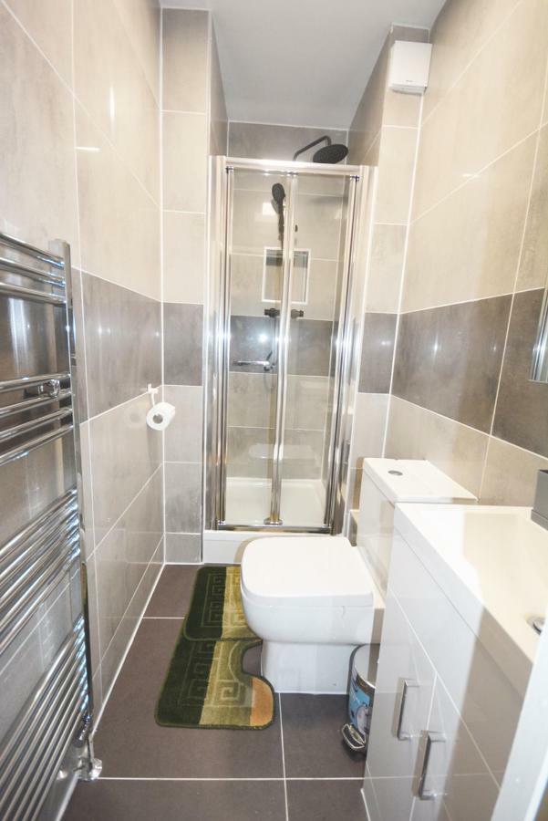 London Modern 4 Bedroom Apartment Dış mekan fotoğraf
