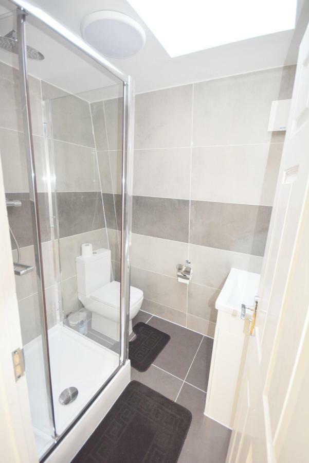 London Modern 4 Bedroom Apartment Dış mekan fotoğraf