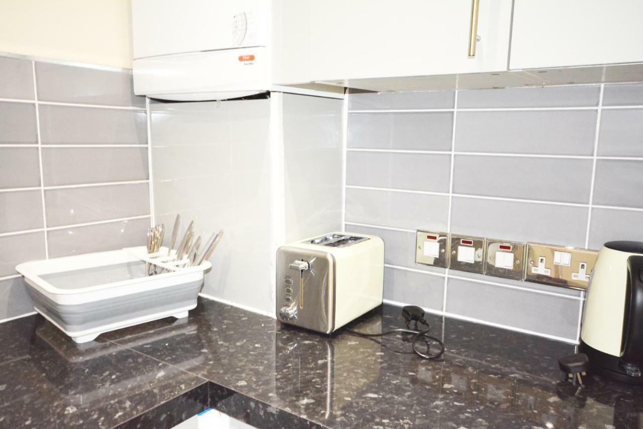 London Modern 4 Bedroom Apartment Dış mekan fotoğraf
