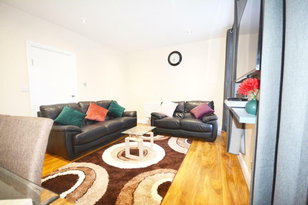 London Modern 4 Bedroom Apartment Dış mekan fotoğraf