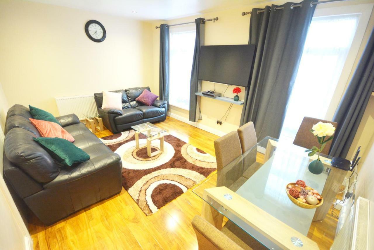 London Modern 4 Bedroom Apartment Dış mekan fotoğraf