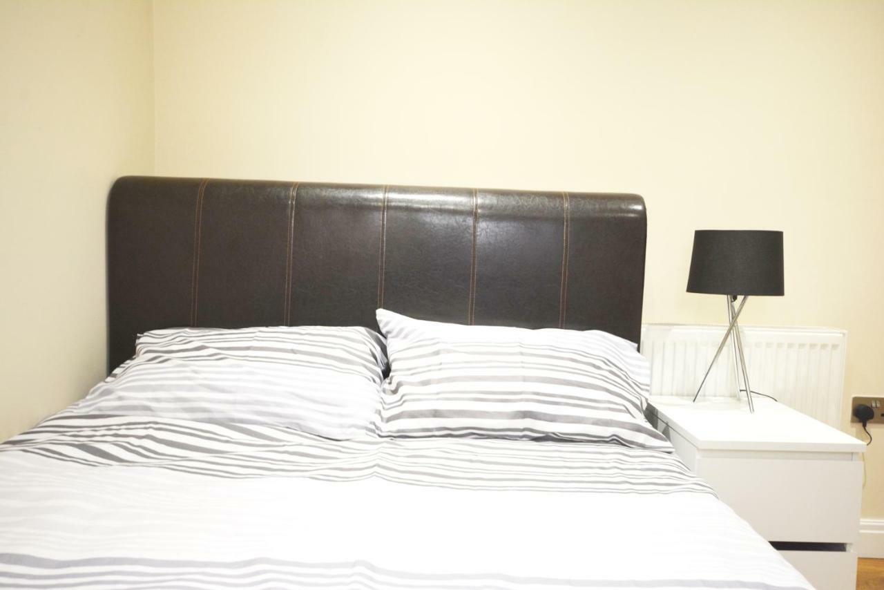 London Modern 4 Bedroom Apartment Dış mekan fotoğraf