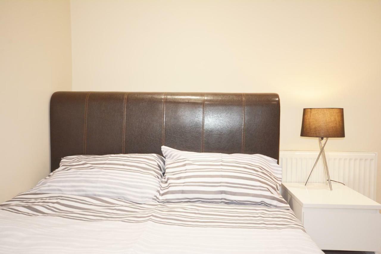 London Modern 4 Bedroom Apartment Dış mekan fotoğraf
